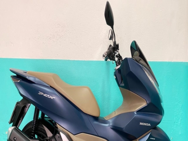 Foto Miniatura Honda PCX 160 DLX ABS 2024