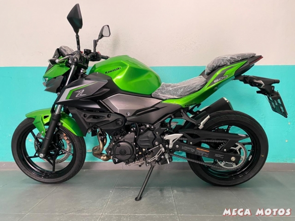 Foto Miniatura Kawasaki Z 500 ABS 2025