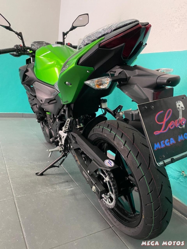 Foto Miniatura Kawasaki Z 500 ABS 2025