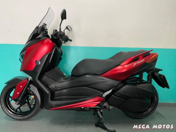 Foto Miniatura Yamaha XMAX 250 ABS 2022