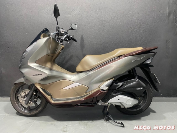 Foto Miniatura Honda PCX 150 DLX ABS 2022