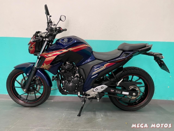 Foto Miniatura Yamaha FAZER 250 FZ 25 ABS LE CAPITÃ MARVEL 2023