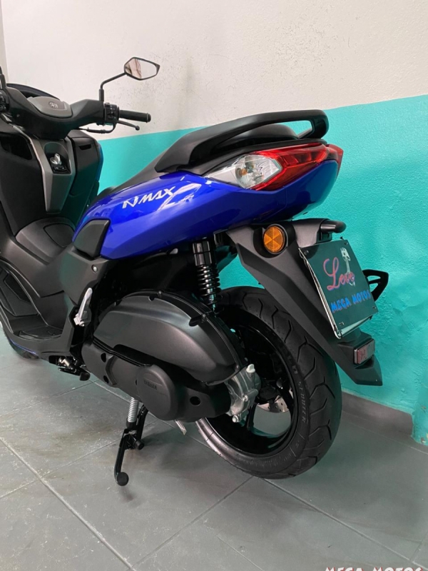 Foto Miniatura Yamaha NMAX 160 CONNECTED ABS 2024